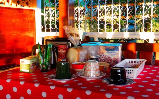 Green Riverside Homestay