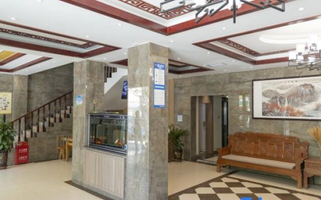Hongxin Business Hotel