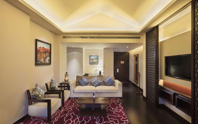 Hilton Linzhi Resort