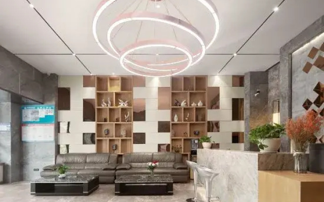 Jinyue Shanglv Boutique Hotel (Chongqing Times Paradise Walk)