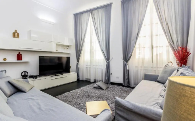 Elegant House Via Pia