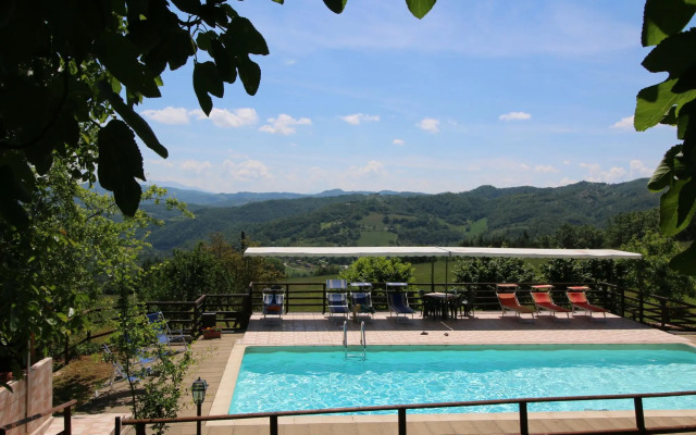 Timeless Holiday Home in Apecchio With Garden