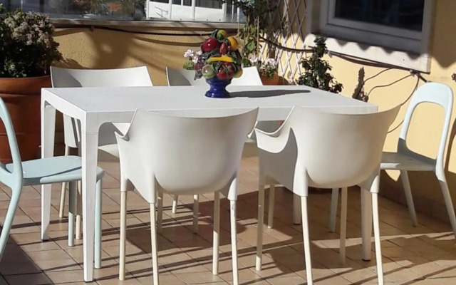 Sunrise Terrace Apartment