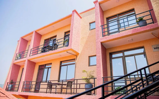 Romalo Hotel & Apartments