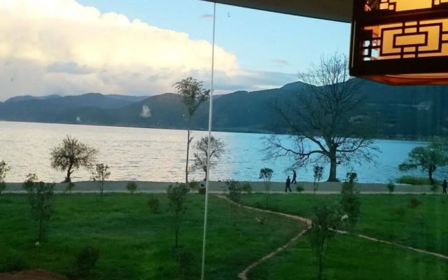 Lugu lake Jingshui Liusheng Inn