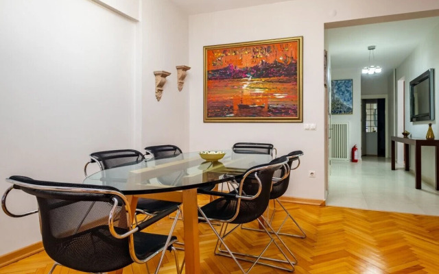 Fully Equipped Cozy Home in Besiktas