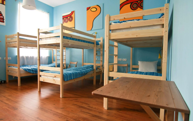 Baby Lemonade Hotel