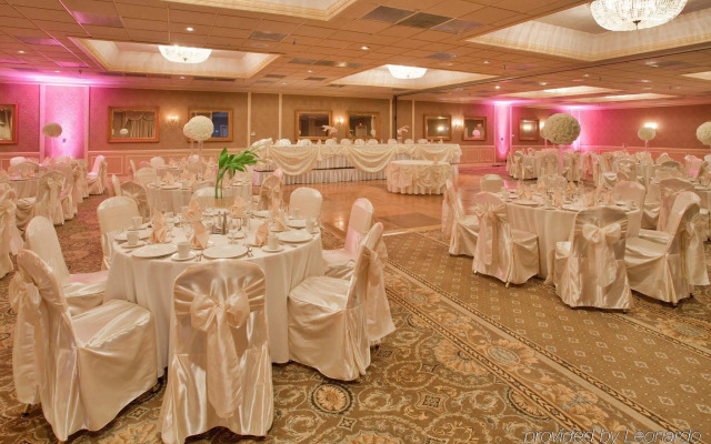 Clayton Plaza Hotel & Extended Stay