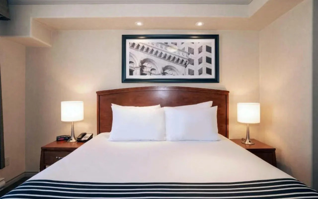 Sandman Signature Winnipeg Airport Hotel & Suites