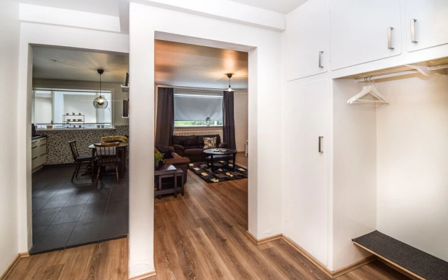 Apartment B48