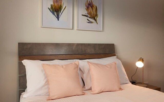 Cozy and Airy 1 Bedroom Flat