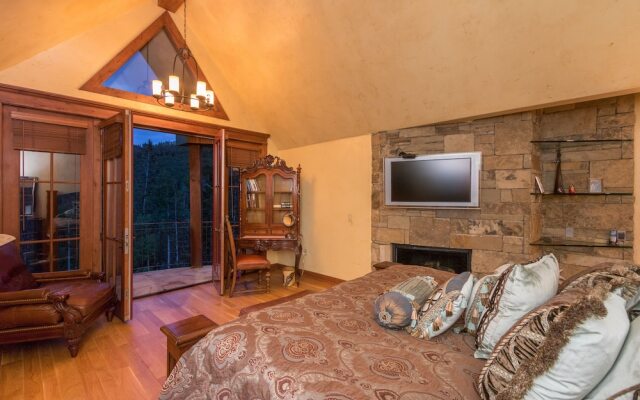 Stonegate Chalet - 4 Br Home