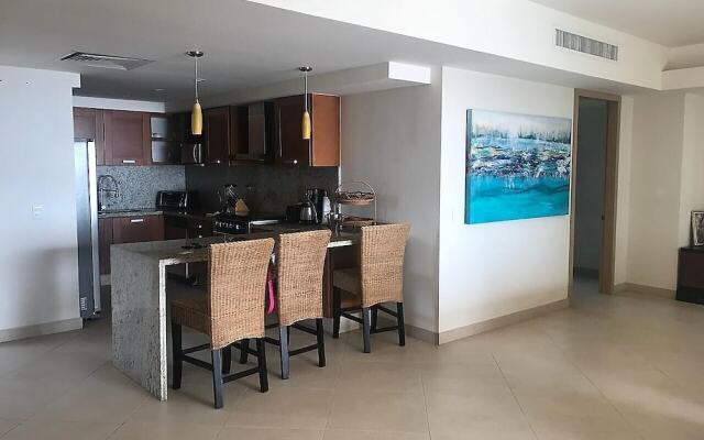 Delcanto Residences by LaTour