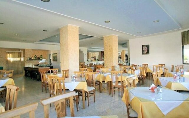 Niriides Hotel