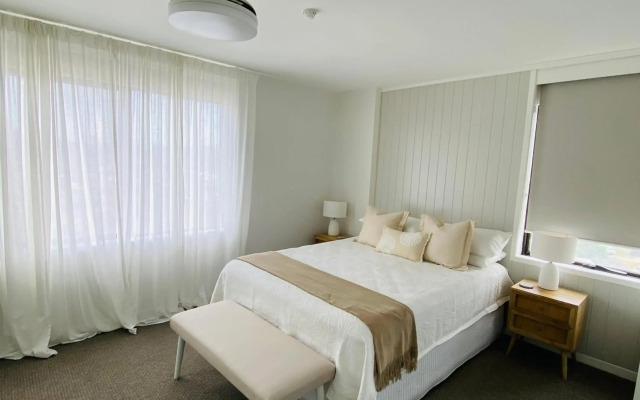 Horizons Holiday Apartments