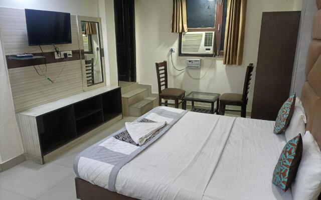 OYO Hotel King Plaza