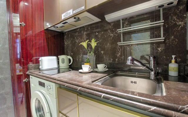 Hotel Artnouveau Seocho