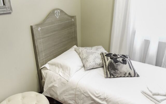 San Marco Luxury Canal View Apartments