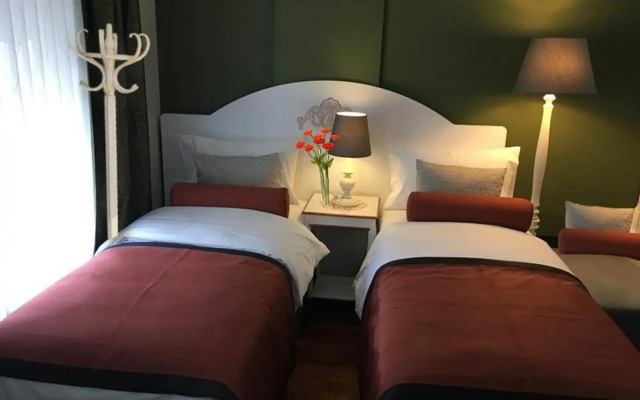 Hotel Taksim Home