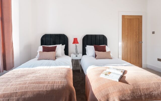 Woodland View Newport - 4 bedroom home