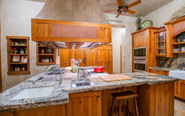 Cougar Ridge Resort, LLC