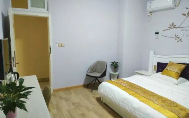 Anqing Hongzhi Hotel