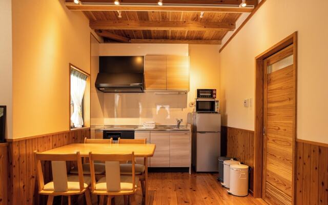 Nakijin Lodge Pensajoya