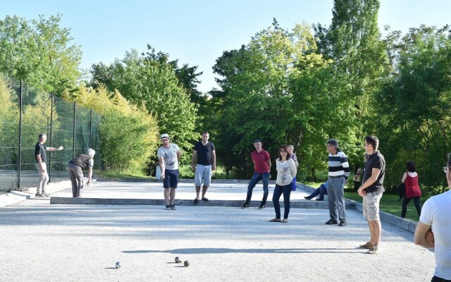 Camping Le Petit Lion - Lodges Bois