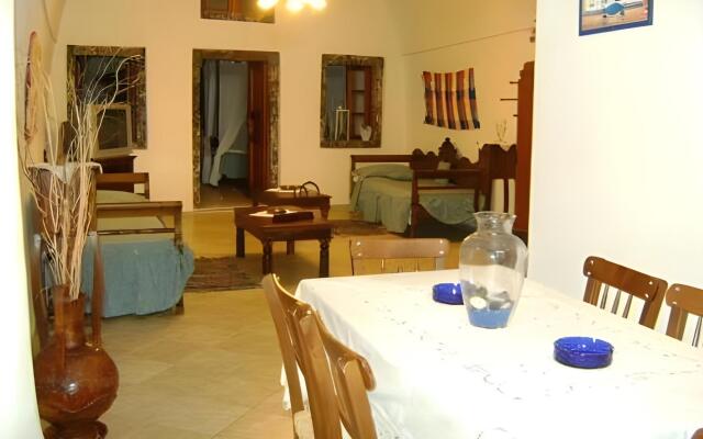 Nefeli Homes - Adults Only