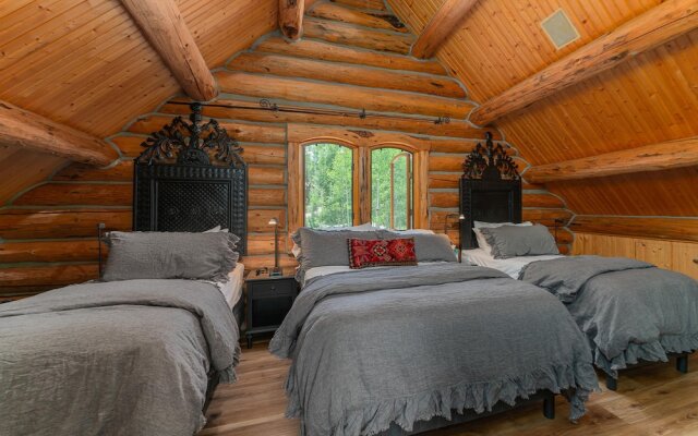 The Touchstone by Boutiq