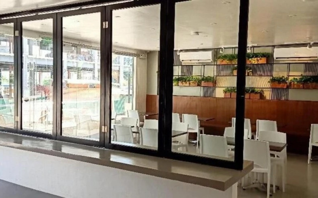 Casa Veles Hotel