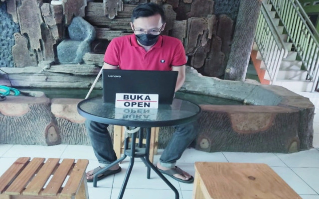 OYO 90706 Kost Alam Jaya Syariah