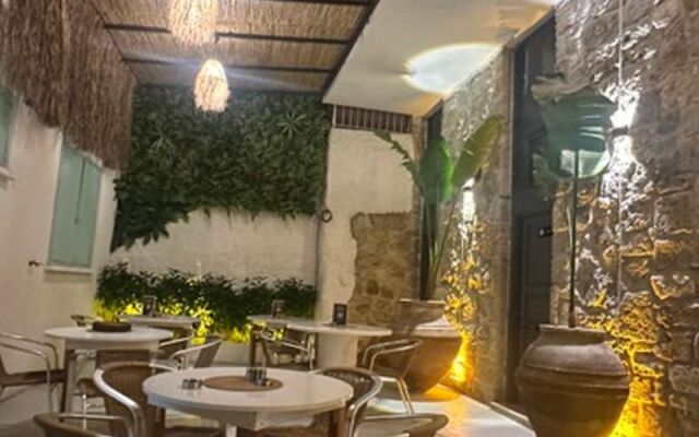 Luvenza Alaçatı Hotel