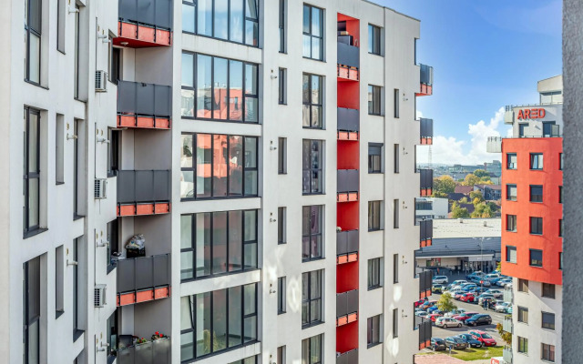 Ari Yellow Apartment