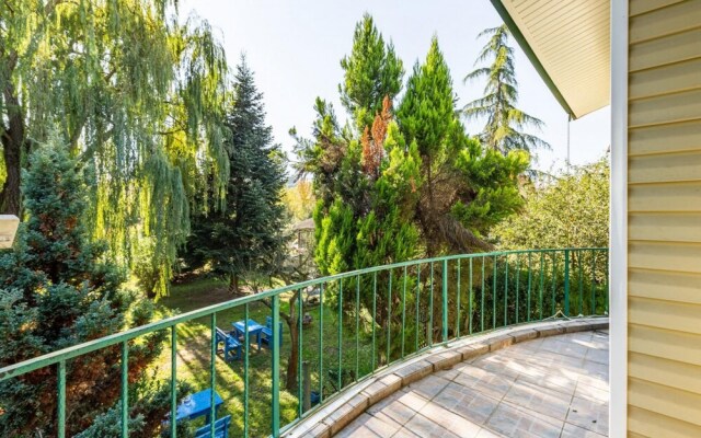Villa Surrounded by Nature in Kartepe Near Sapanca
