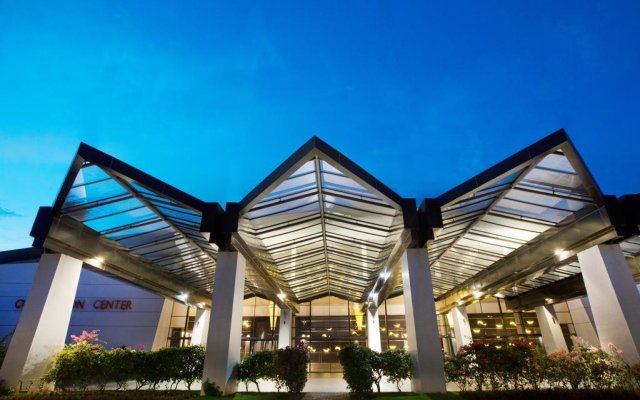 Novotel Manado Golf Resort & Convention Center