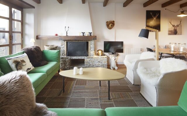 Apartment Nin de Beret 4 by Feelfree