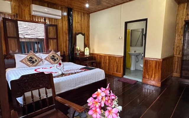 Villa Alounsavath Mekong Riverside