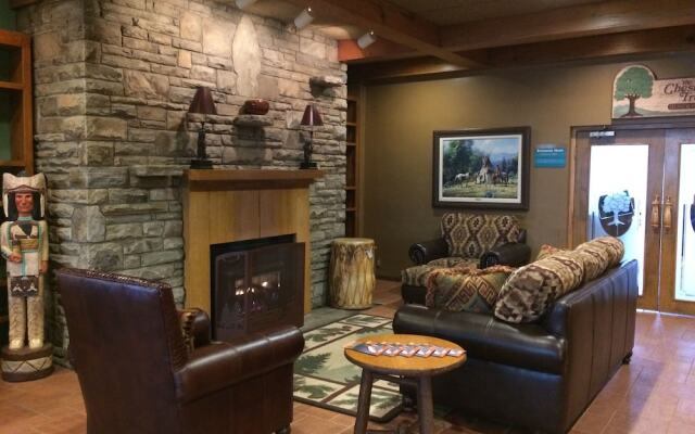 Chestnut Tree Inn - Cherokee