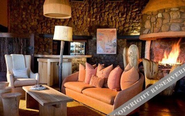 The Motse - Tswalu Kalahari Luxury Private Game Reserve