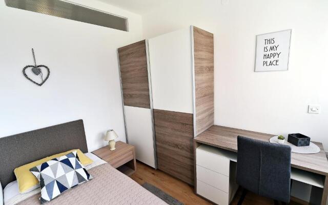 Apartment Fran Green & Blue