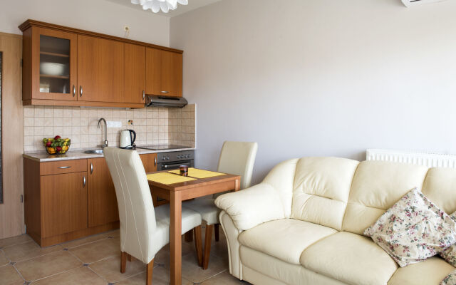 Feng Shui Wellness Apartmanhaz Heviz