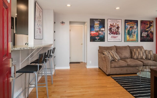 Seattle Vacation Home: The Autobahn