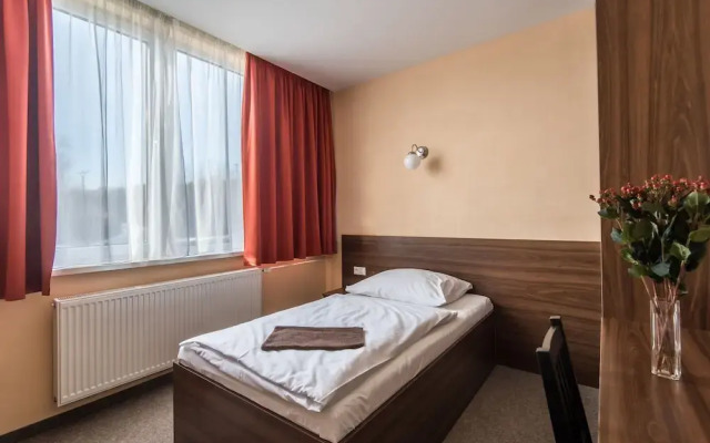 Hotel SAD, Turistická Ubytovňa *
