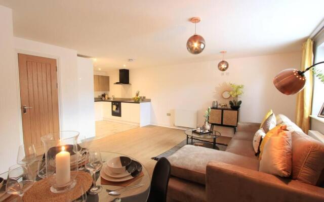 Cabot Mews Apartment 3