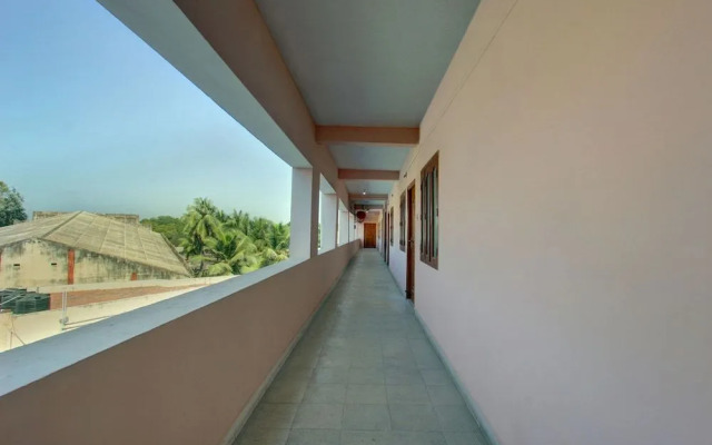 Veera Amohaa Service Apartments By OYO Rooms
