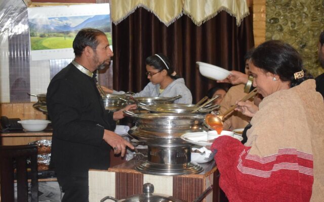 Divine inn sonmarg