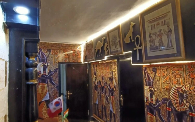 Castle Hotel - Hostel