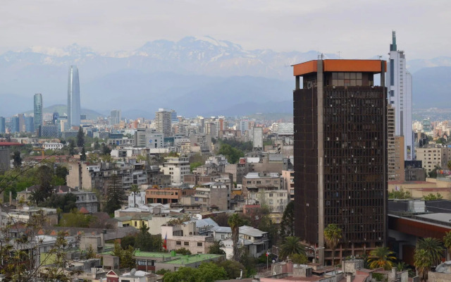 Welèn Hill Downtown Santiago