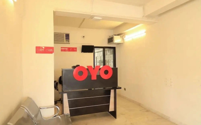 Taj Rahber Manzil by OYO Rooms